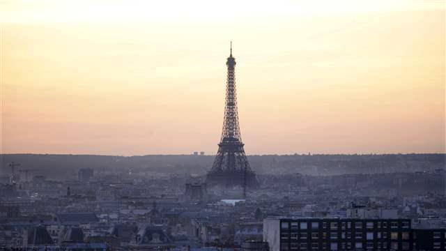 eiffel_tower_sunset002_16x9