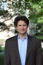 Aaron Klein headshot