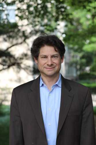 Aaron Klein headshot