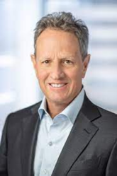 Tim Geithner headshot