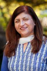 Jamila Razzaq headshot