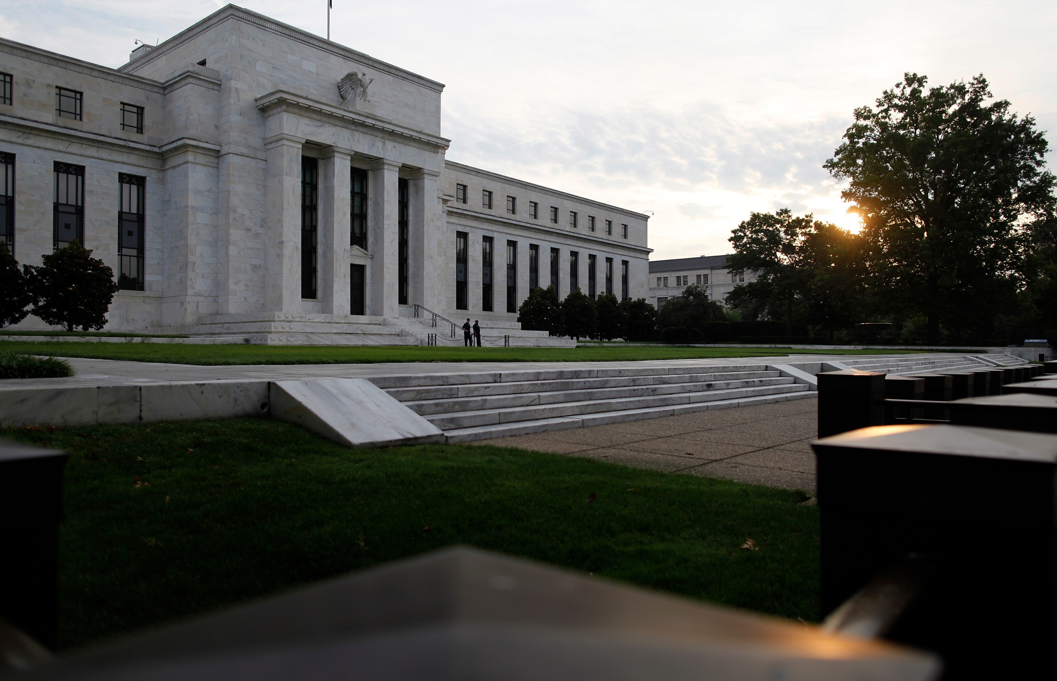 Six ways the Federal Reserve could respond to the next recession ...