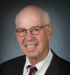 headshot of Simon Lazarus