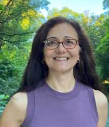 Aysegul Sahin headshot