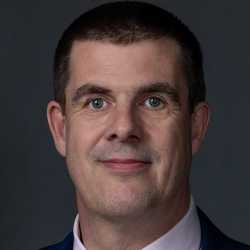 Bart Hobijn headshot