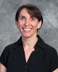 headshot of Raven Molloy