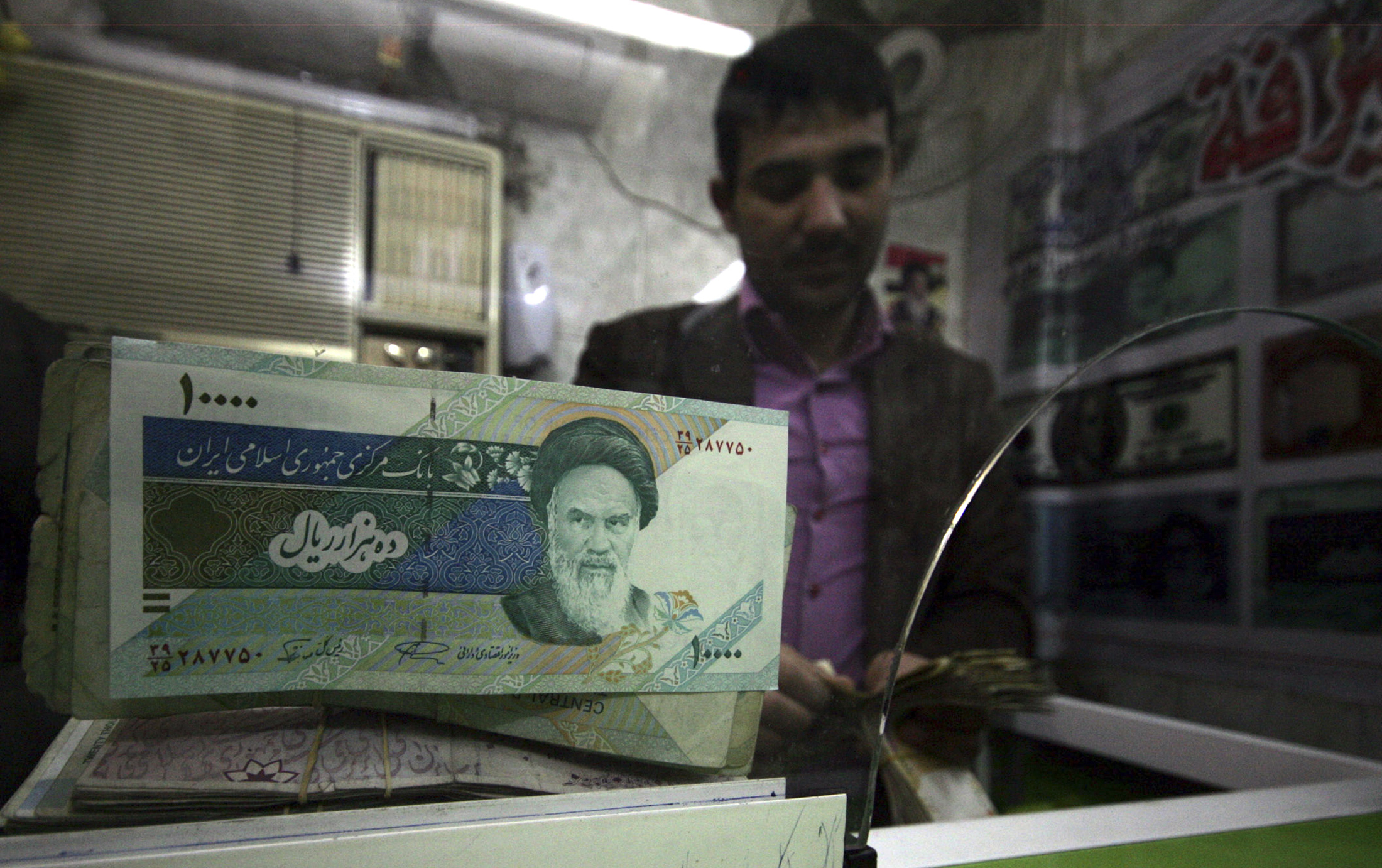iran_currency_3
