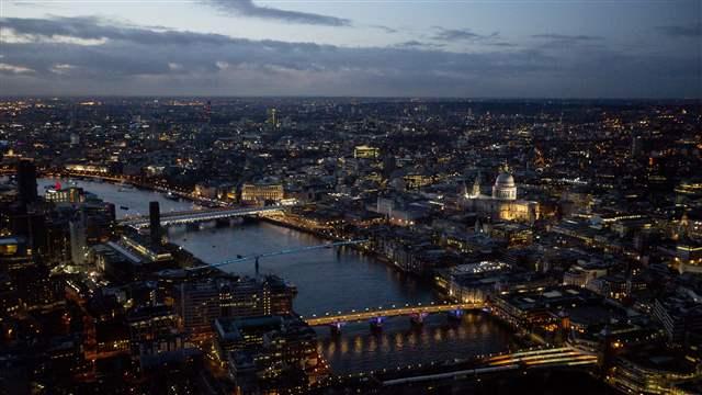 london_skyline001_16x9