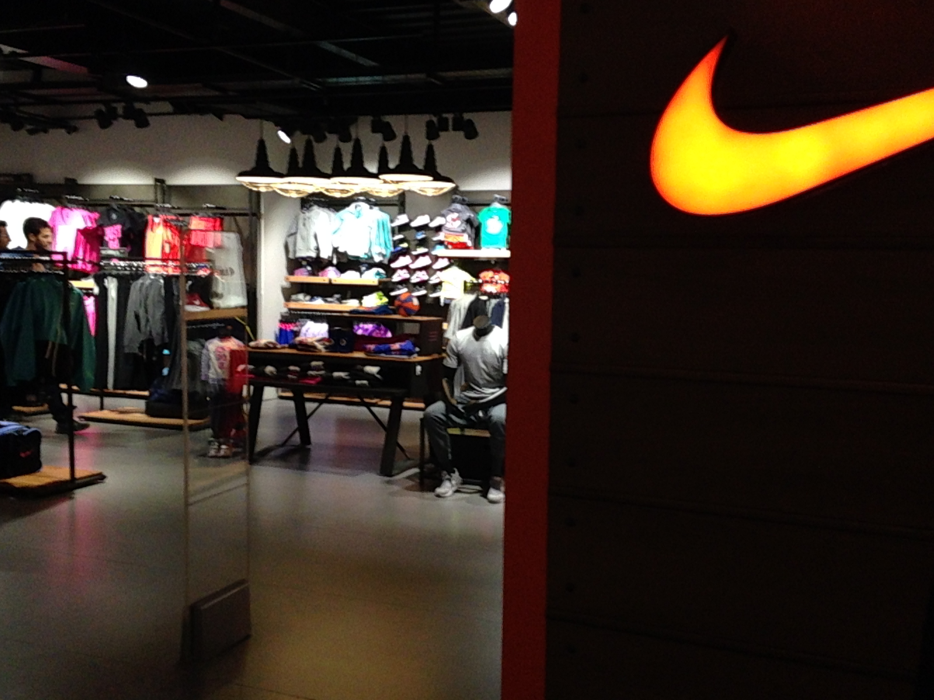 nike store auckland