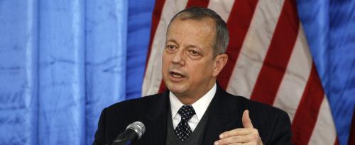 Retired U.S. General John Allen, special envoy for building the coalition against Islamic State, speaks to the media during a news conference at the U.S. embassy in Baghdad January 14, 2015. REUTERS/Thaier Al-Sudani (IRAQ - Tags: POLITICS CIVIL UNREST) - RTR4LEKU