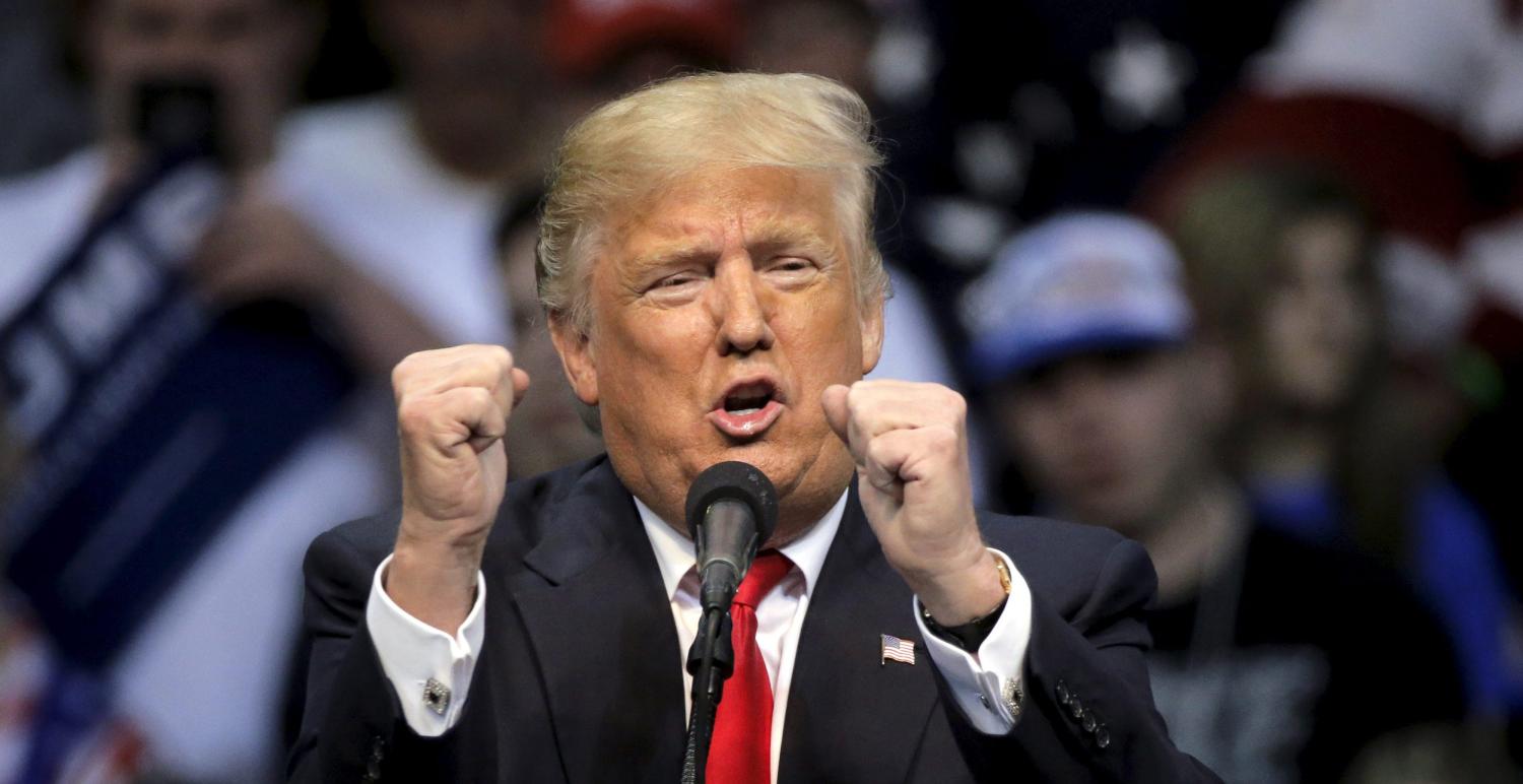 U.S. Republican presidential candidate Donald Trump speaks during a rally in Wilkes-Barre, Pennsylvania, U.S. April 25, 2016. REUTERS/Brendan McDermid - RTX2BMP9