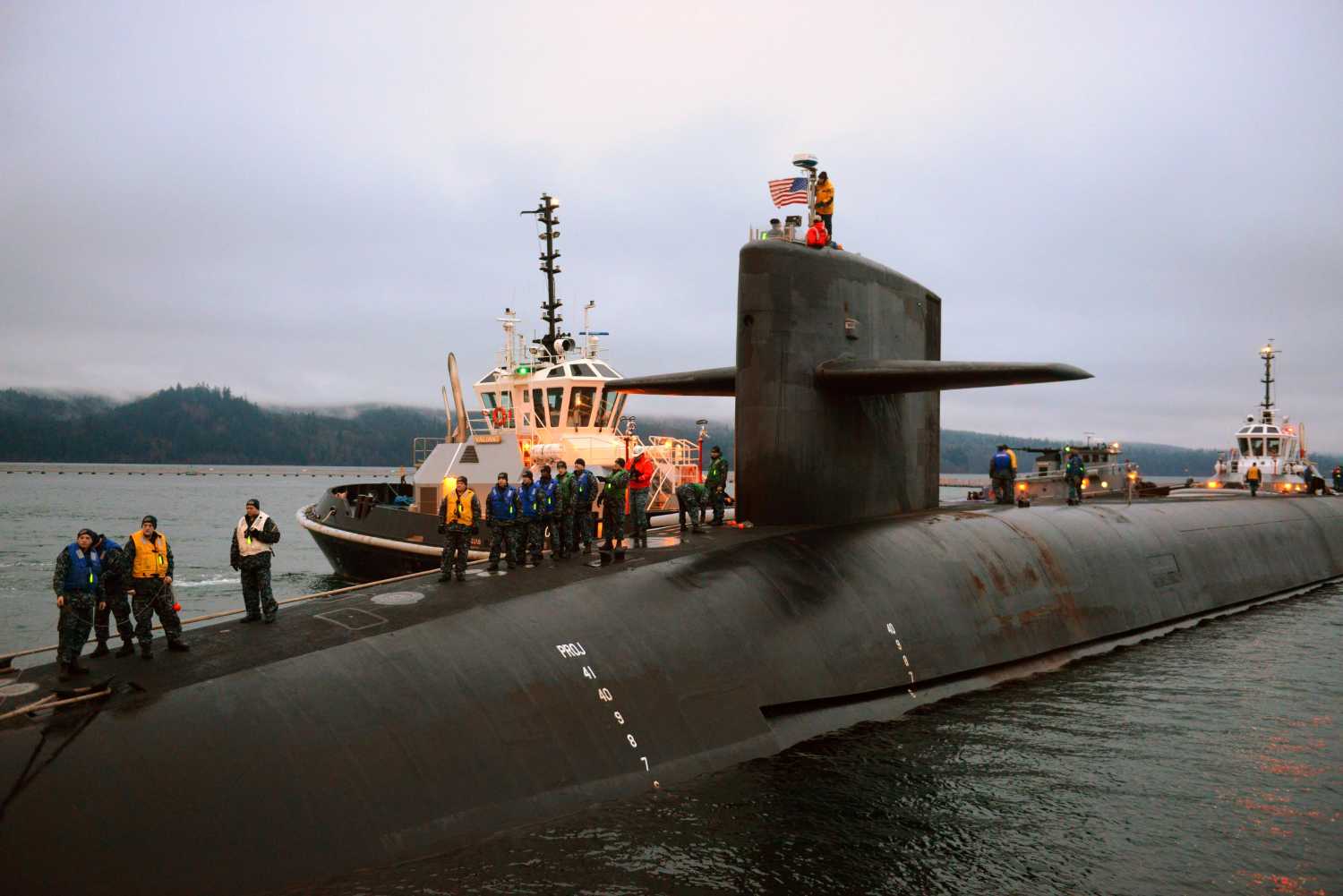 The Ohio-Class ballistic missile submarine USS Nevada (SSBN 733) returns to homeport at Naval Base Kitsap-Bangor following a strategic deterrent patrol, in Bangor, Washington, in this March 4, 2014, handout photo provided by the U. S. Navy. REUTERS/U.S. Navy/Chief Mass Communication Specialist Ahron Arendes/Handout via Reuters FOR EDITORIAL USE ONLY. NOT FOR SALE FOR MARKETING OR ADVERTISING CAMPAIGNS. THIS IMAGE HAS BEEN SUPPLIED BY A THIRD PARTY. IT IS DISTRIBUTED, EXACTLY AS RECEIVED BY REUTERS, AS A SERVICE TO CLIENTS - RTX1R5K1