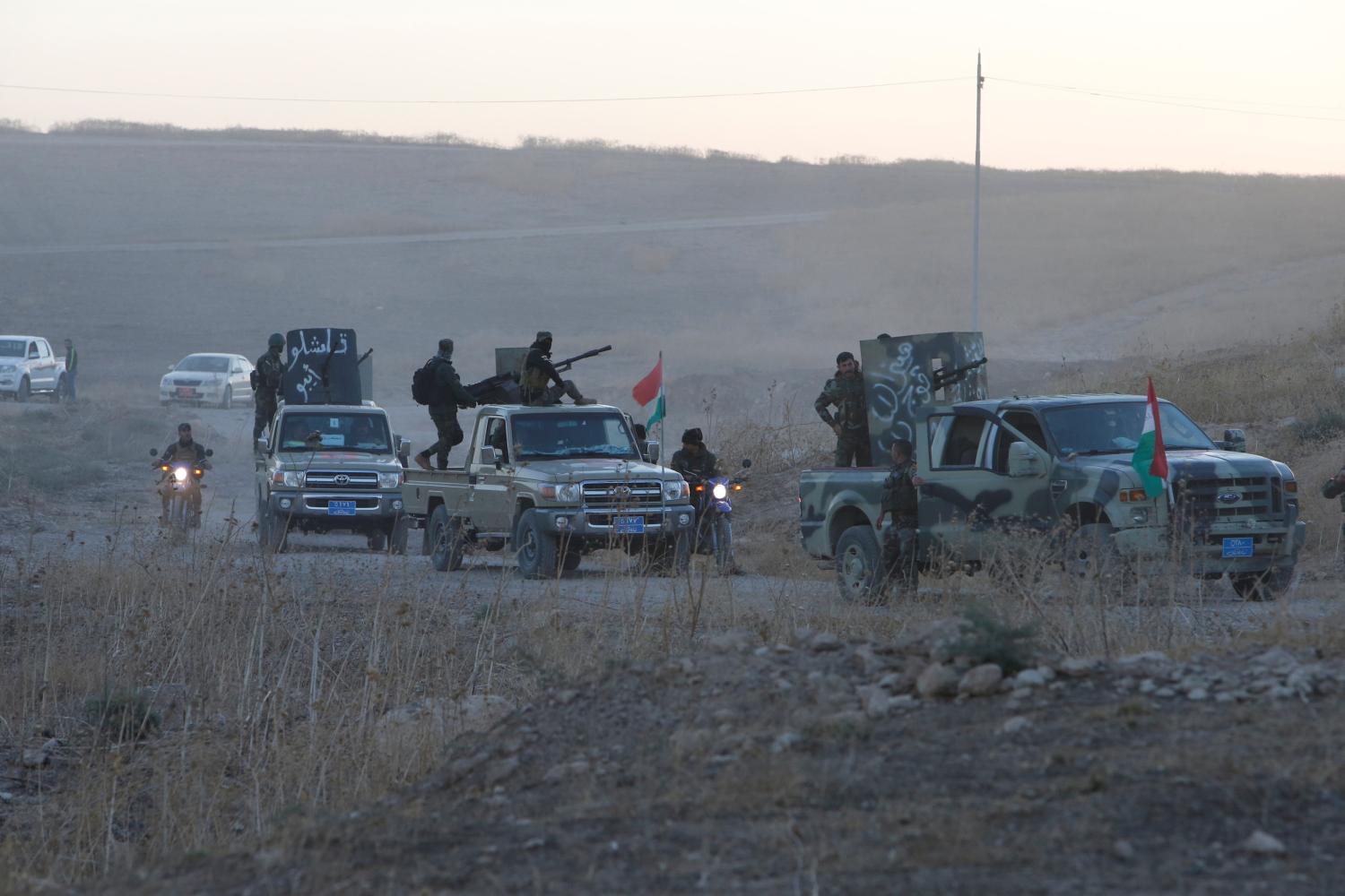 Peshmerga forces advance in the east of Mosul to attack Islamic State militants in Mosul, Iraq, October 17, 2016. REUTERS/Azad Lashkari - RTX2P7TY