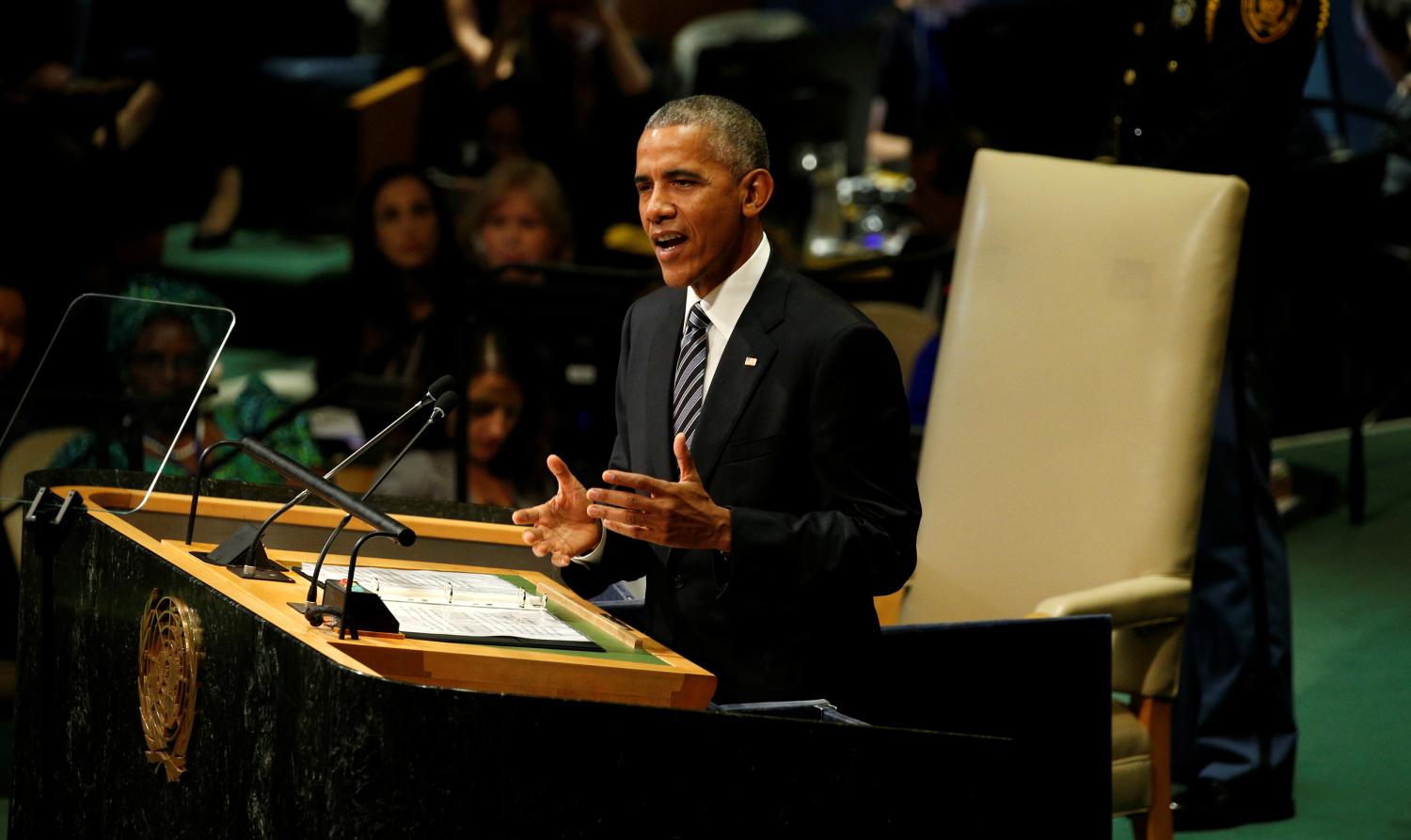 U.S. President Barack Obama addresses the United Nations General Assembly in New York September 20, 2016. REUTERS/Kevin Lamarque - RTSOMM2