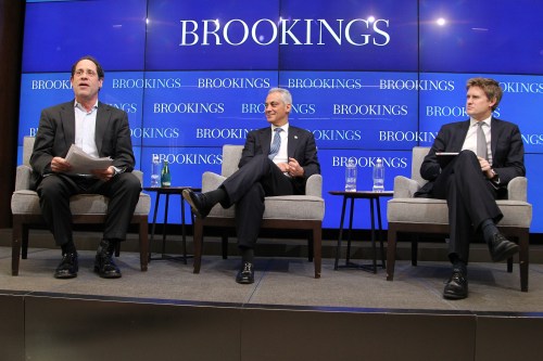From left to right: Bruce Katz, Chicago Mayor Rahm Emanuel, and British MP Tristram Hunt speak at Brookings Cities in the age of Trump and Brexit event