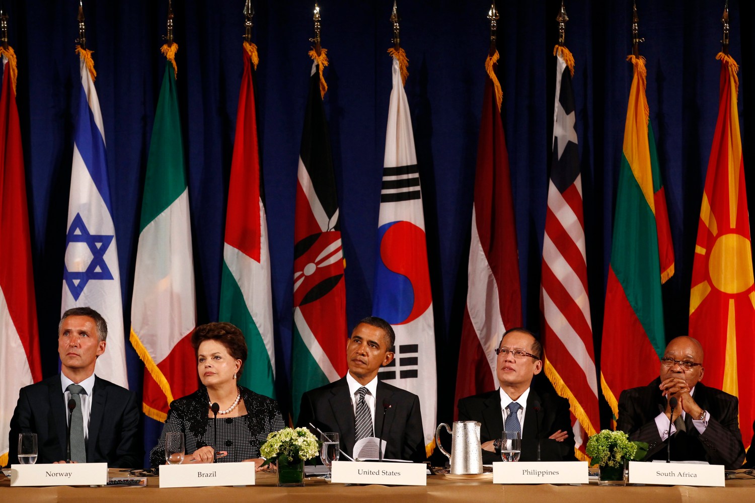U.S. President Barack Obama (C) sits with Norway's Prime Minister Jens Stoltenberg, Brazil's President Dilma Rousseff, Philippines' President Benigno Aquino and South Africa's President Jacob Zuma (L-R) as he hosts the Open Government Partnership event in New York
