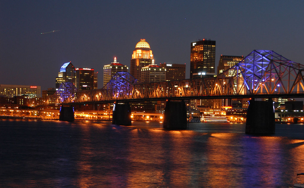 The Louisville, KY skyline at night.. Photo taken by Jesse Frost, 3/5/2007.