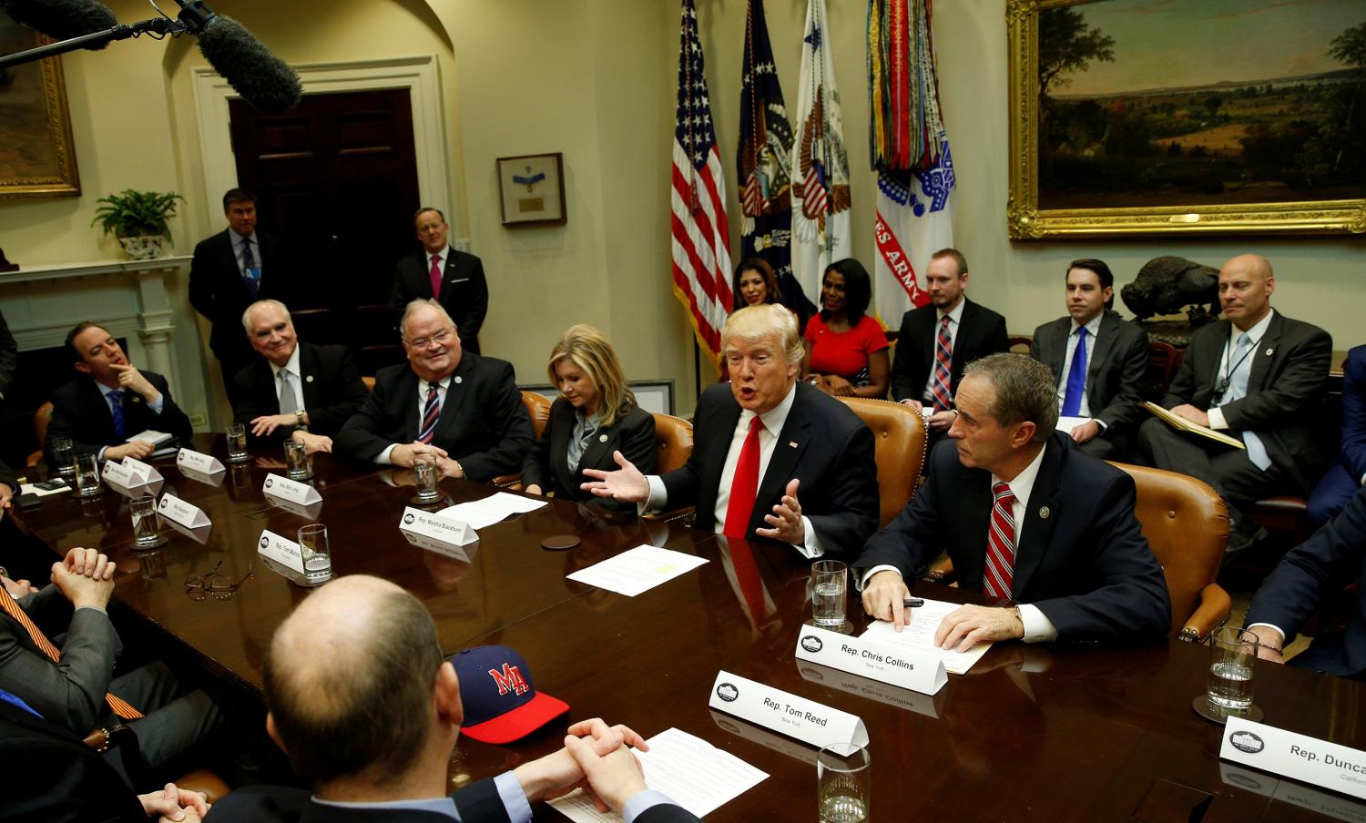 U.S. President Donald Trump holds a meeting with House Republicans at the White House in Washington, U.S. February 16, 2017. REUTERS/Kevin Lamarque - RTSYZT7