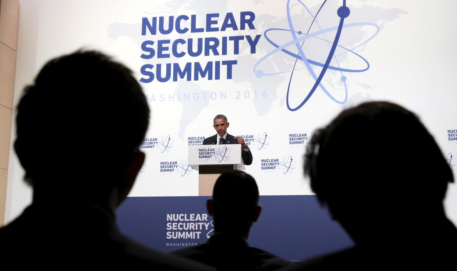 U.S. President Barack Obama speaks during a press conference at the conclusion of the Nuclear Security Summit in Washington April 1, 2016. REUTERS/Kevin Lamarque - RTSD7QS