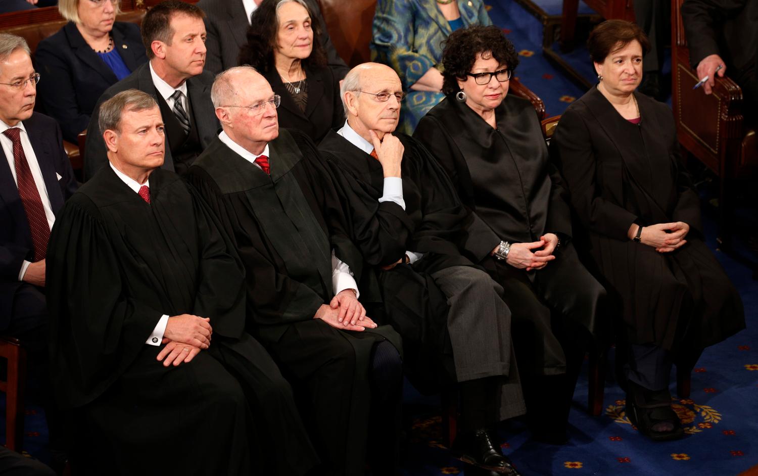 U.S. President Trump Addresses Joint Session of Congress - Washington, U.S. - 28/02/17 - U.S. Supreme Court Justices listen as U.S. President Donald Trump addresses Congress. REUTERS/Kevin Lamarque - RTS10VGT