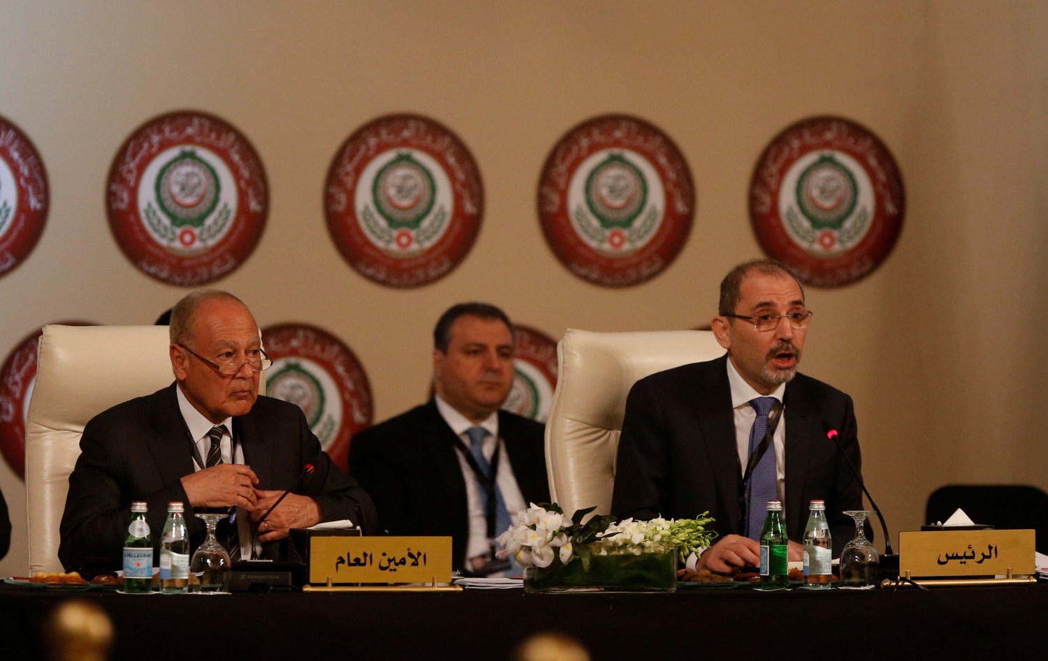rab League Secretary-General Ahmed Abul Gheit (L) and Jordanian foreign minister Ayman Safadi attend the preparatory meeting of Arab Foreign ministers of the 28th Ordinary Summit of the Arab League at the Dead Sea