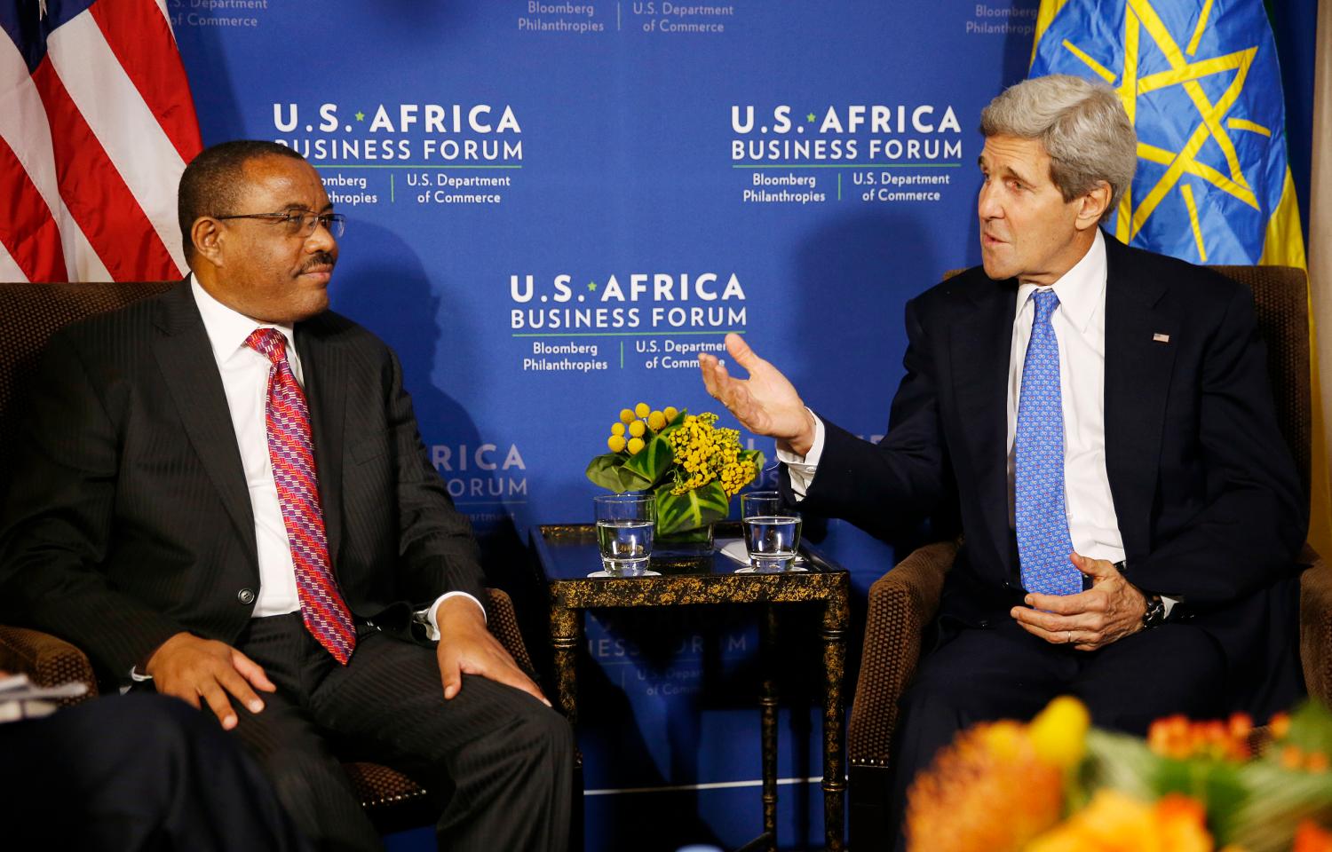 Ethiopia's Prime Minister Hailemariam Desalegn talks with U.S. Secretary of State John Kerry at the start of a bilateral meeting at the U.S.-Africa Business Forum in Washington