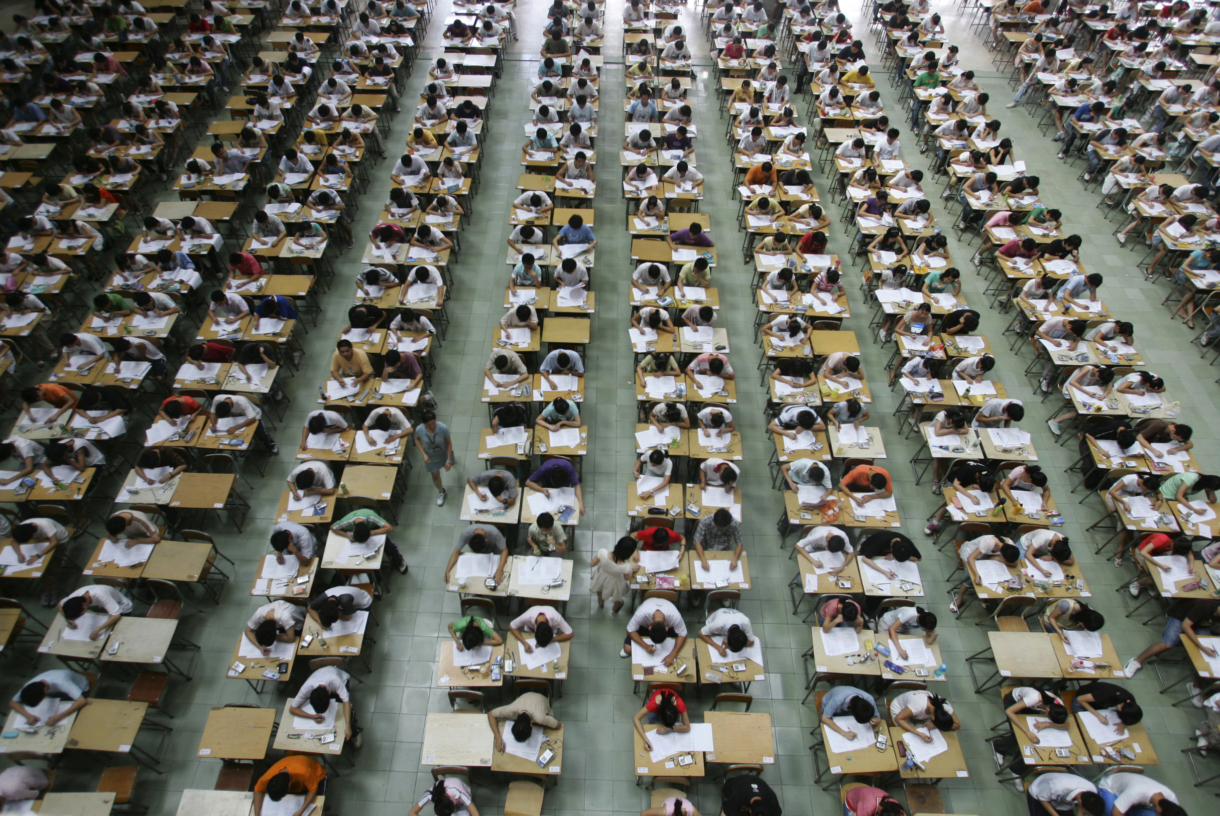 Китайский сдать экзамен