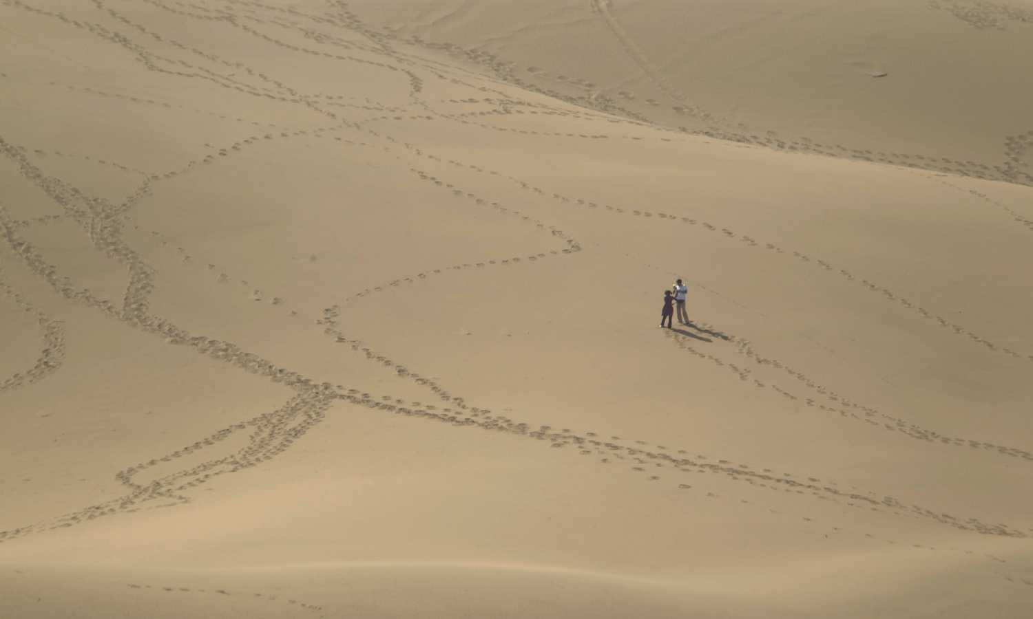 EDITORS' NOTE: Reuters and other foreign media are subject to Iranian restrictions on leaving the office to report, film or take pictures in Tehran.
