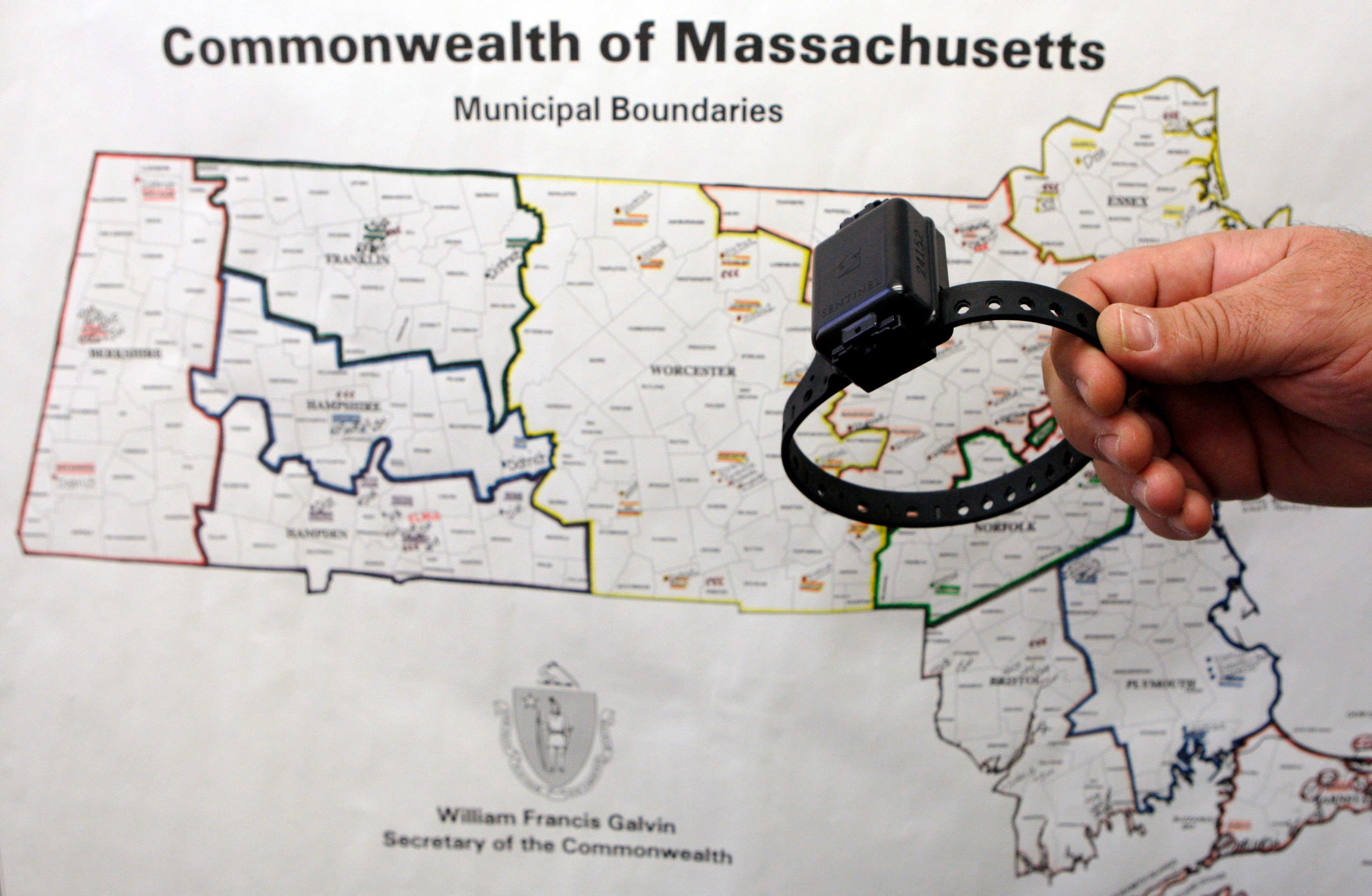 Decades later, electronic monitoring of offenders is still prone to ...