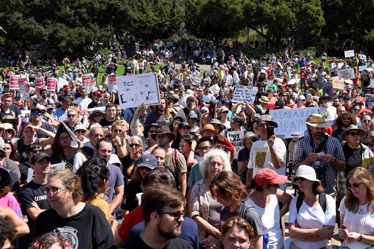 Counter protesters rally at a cancelled No Marxism in America event in Berkeley, California, U.S. August 27, 2017. REUTERS/Kate Munsch - RC1BDEE0B810