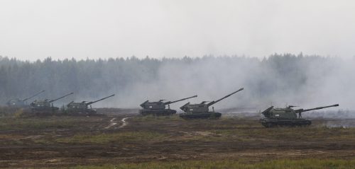 Armoured vehicles and helicopters take part in the Zapad 2017 war games at a range near the town of Borisov, Belarus September 20, 2017. REUTERS/Vasily Fedosenko - UP1ED9K0PPP0Z