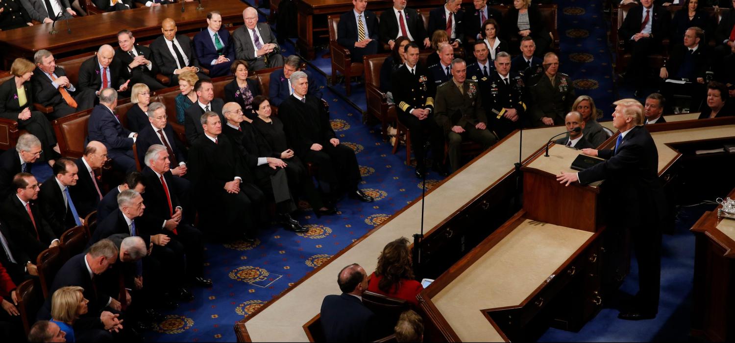 U.S. President Donald Trump delivers his State of the Union address to a joint session of the U.S. Congress on Capitol Hill in Washington, U.S. January 30, 2018. REUTERS/Jonathan Ernst - HP1EE1V0DA74L