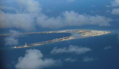 An aerial view of China occupied Subi Reef at Spratly Islands in disputed South China Sea April 21, 2017. REUTERS/Francis Malasig/Pool - RC1E688238A0