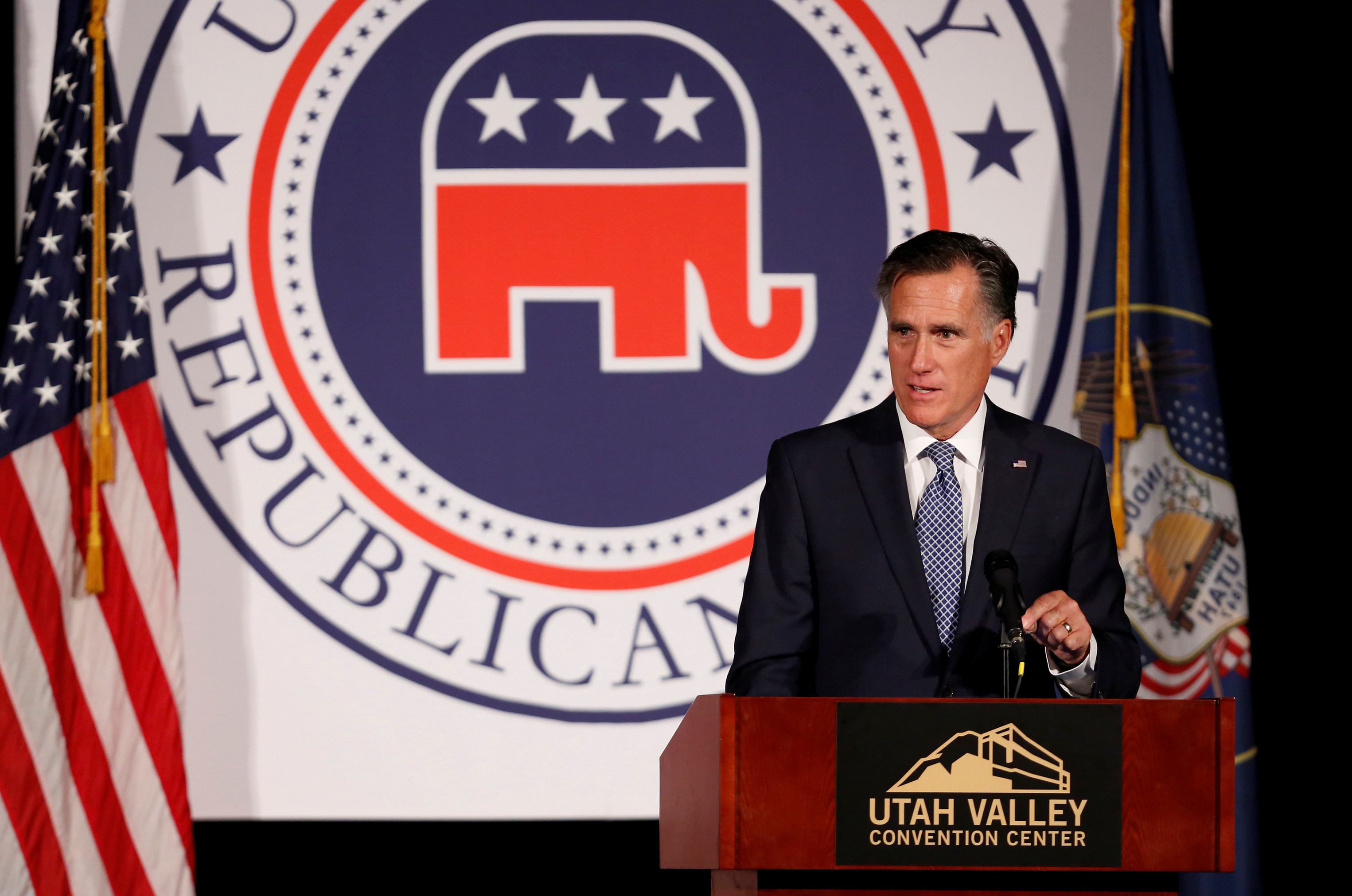 Former U.S. presidential candidate Mitt Romney speaks at the Utah County Republican Party Lincoln Day Dinner, in Provo, Utah, U.S. February 16, 2018. REUTERS/Jim Urquhart - RC148EDEE130
