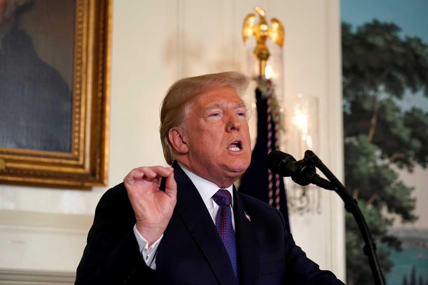 U.S. President Donald Trump makes a statement about Syria at the White House in Washington, U.S., April 13, 2018. REUTERS/Yuri Gripas - RC19863CAF90