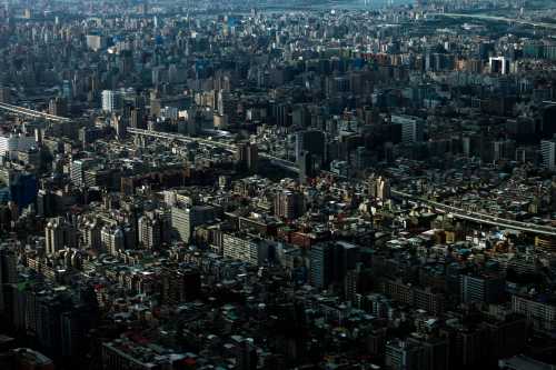 A view from the 85th floor of the Taipei 101 building shows building structures of Taipei City November 10, 2009. REUTERS/Nicky Loh (TAIWAN ENVIRONMENT BUSINESS CONSTRUCTION CITYSCAPE ENERGY) - GM1E5BA1E1U01