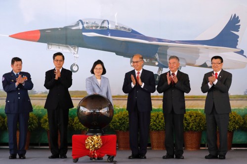 Taiwanese President Tsai Ing-wen (C) attends a ceremony to kick start the building of Blue Magpie advanced jet trainer aircraft, at a factory of Aerospace Industrial Development Corporation, in Taichung, Taiwan June 1, 2018. REUTERS/Tyrone Siu