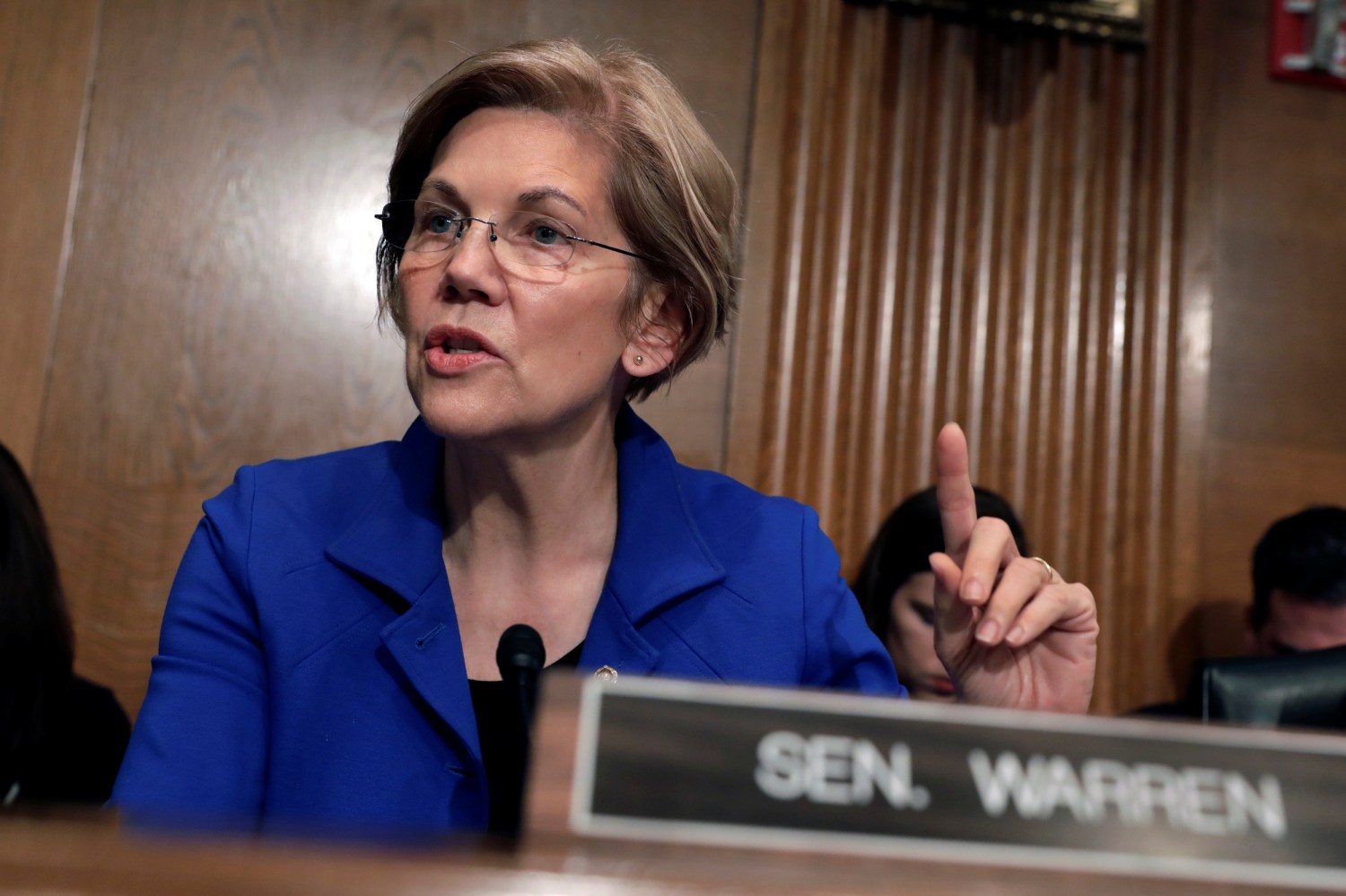 Senator Elizabeth Warren (D-MA) questions Alex Azar (not pictured) during a Senate Health, Education, Labor and Pensions Committee hearing on his nomination to be Health and Human Services secretary on Capitol Hill in Washington, U.S., November 29, 2017. REUTERS/Yuri Gripas - RC16615E8900