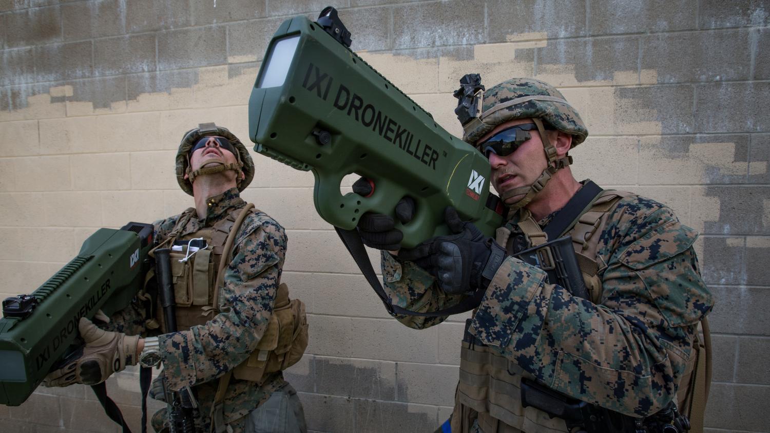 U.S. Marine Corps Lance Corporal Briar Purty tests Drone Killer Counter-UAS Technology during Urban Advanced Naval Technology Exercise 2018 (ANTX-18) at Marine Corps Base Camp Pendleton, California, March 21, 2018. Picture taken March 21, 2018. U.S. Marine Corps/Lance Cpl. Rhita Daniel/Handout via REUTERS.     ATTENTION EDITORS - THIS IMAGE WAS PROVIDED BY A THIRD PARTY - RC130534DFC0