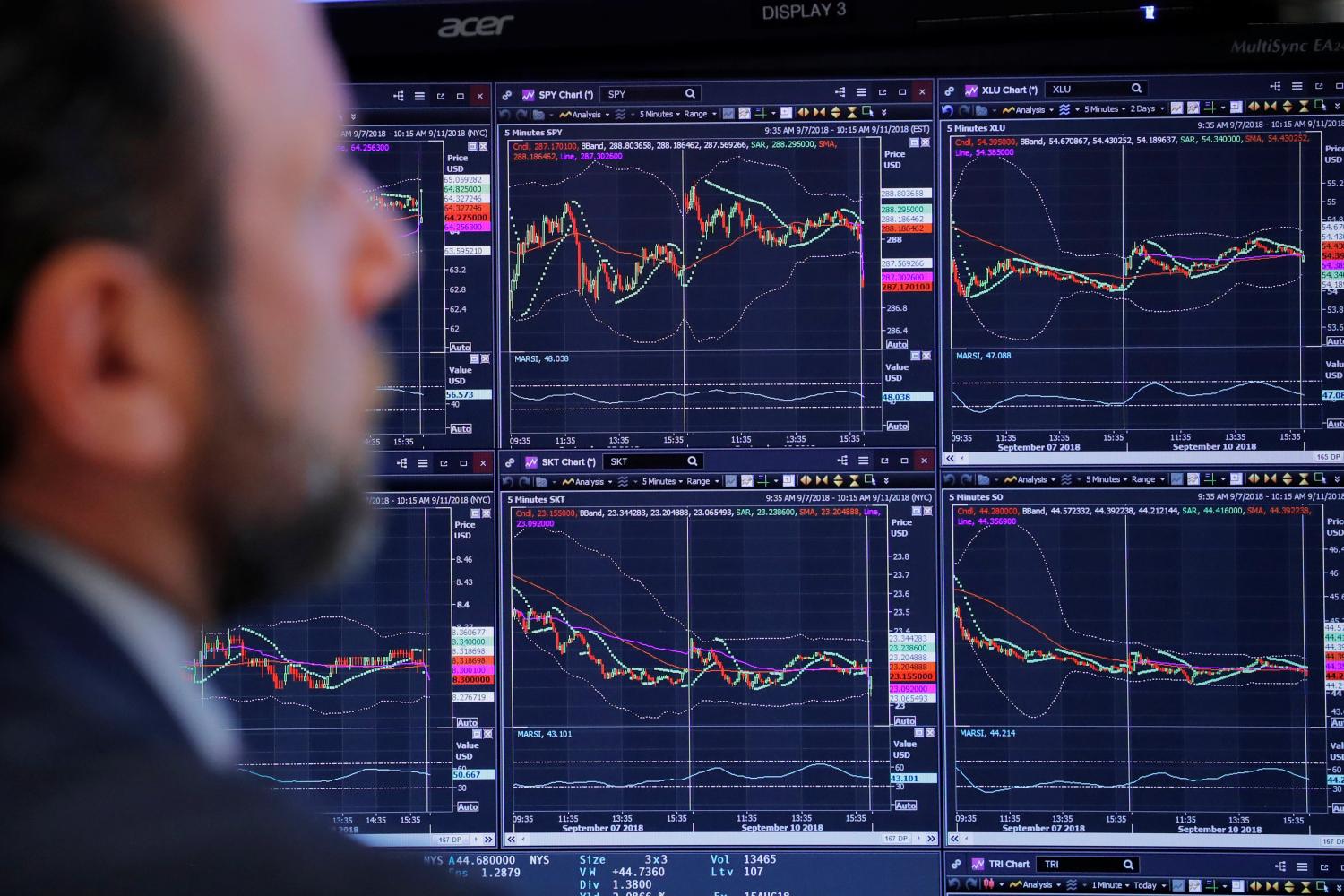 A trader works on the floor of the New York Stock Exchange shortly after the opening bell in New York, U.S., September 11, 2018.  REUTERS/Lucas Jackson - RC17D29EC8D0