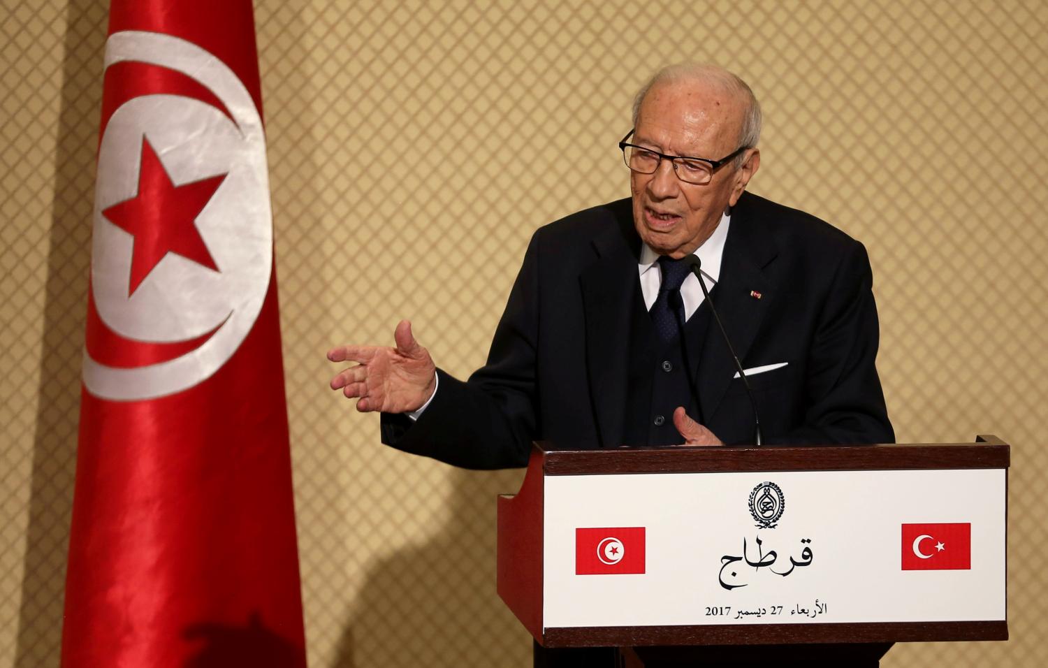 Tunisia's President Beji Caid Essebsi speaks during a news conference at Carthage Palace in Tunis, Tunisia, December 27, 2017. REUTERS/Zoubeir Souissi - RC1C743F3D50