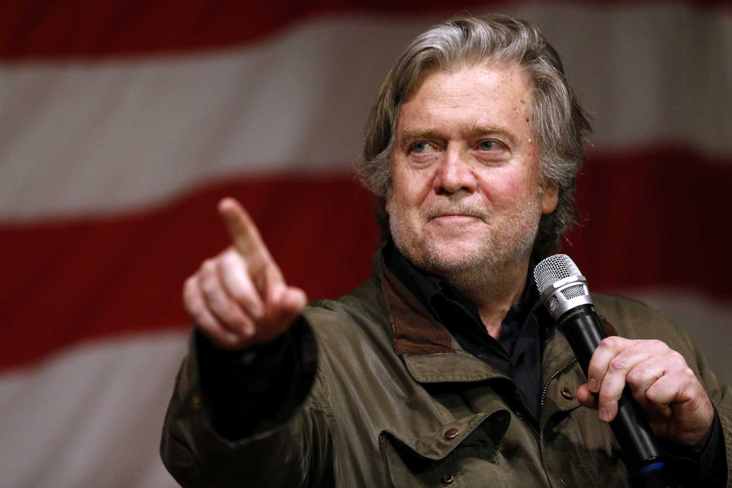 Former White House Chief Strategist Steve Bannon speaks during a campaign event for  Republican candidate for U.S. Senate Judge Roy Moore in Fairhope, Alabama, U.S., December 5, 2017.  REUTERS/Jonathan Bachman - RC12533091D0