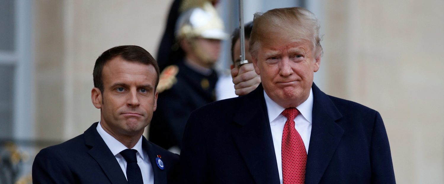 French President Emmanuel Macron welcomes U.S. President Donald Trump at the Elysee Palace on the eve of the commemoration ceremony for Armistice Day, 100 years after the end of the First World War, in Paris, France, November 10, 2018.  REUTERS/Vincent Kessler     TPX IMAGES OF THE DAY - RC1C8EE296F0