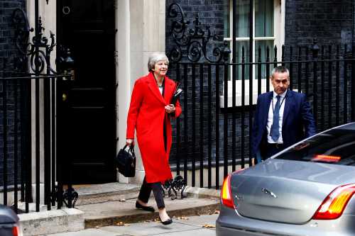 Britain's Prime Minister, Theresa May, leaves 10 Downing Street, to make a statement in the House of Commons, in London, Britain November 15, 2018.    REUTERS/Peter Nicholls - RC1620B3D870