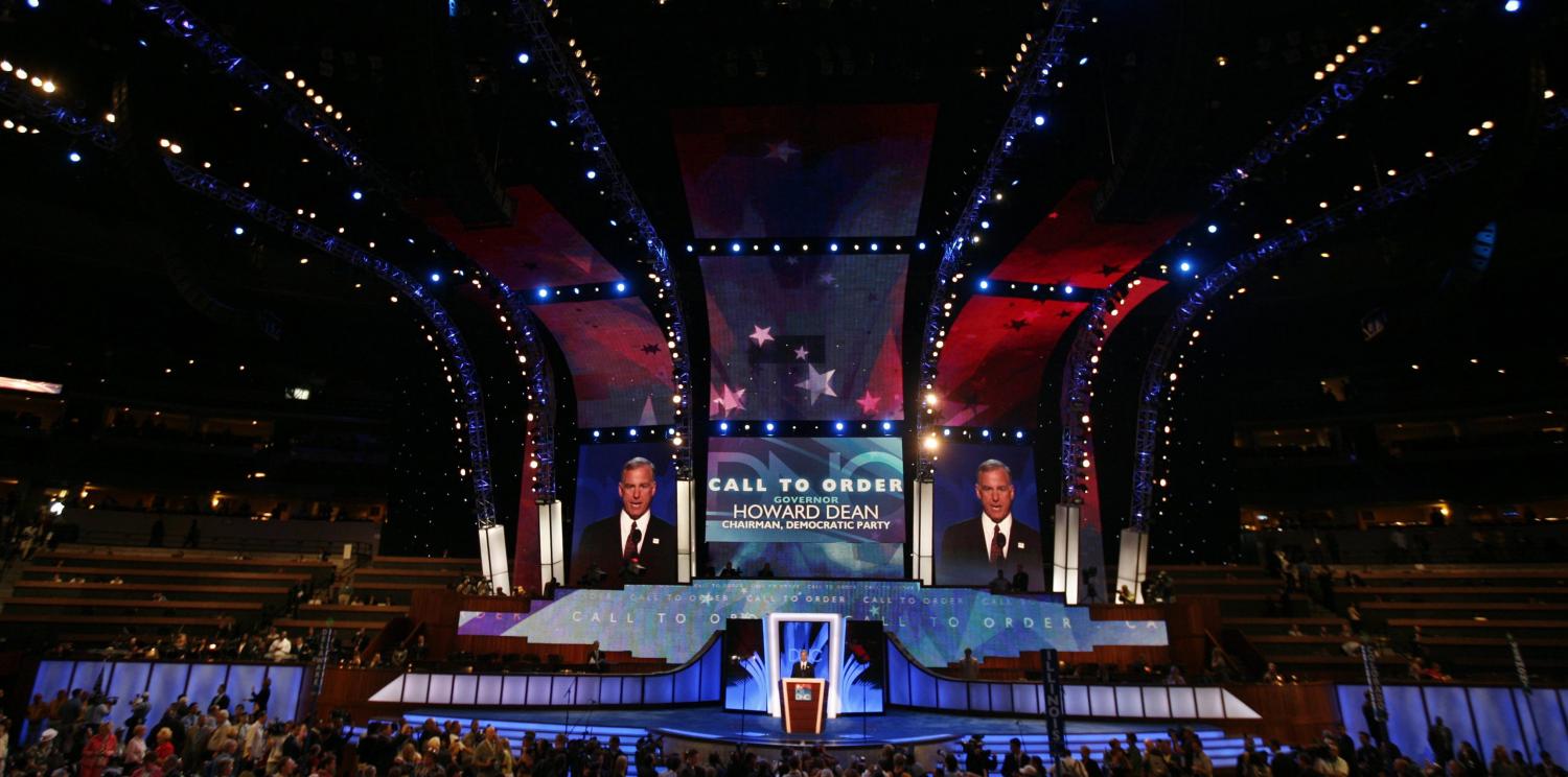 Democratic National Committee Chairman Howard Dean calls the first session of the 2008 Democratic National Convention to order in Denver, Colorado August 25, 2008.  U.S. Senator Barack Obama (D-IL) is expected to accept the Democratic presidential nomination at the convention on August 28.  REUTERS/Brian Snyder     (UNITED STATES)   US PRESIDENTIAL ELECTION CAMPAIGN 2008 (USA) - GF2E48P1N2B01