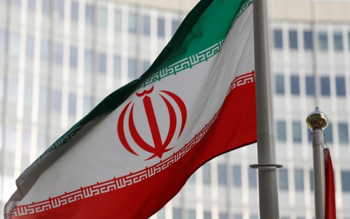 The Iranian flag flutters in front the International Atomic Energy Agency (IAEA) headquarters in Vienna, Austria March 4, 2019.   REUTERS/Leonhard Foeger - RC1A2FD12B40