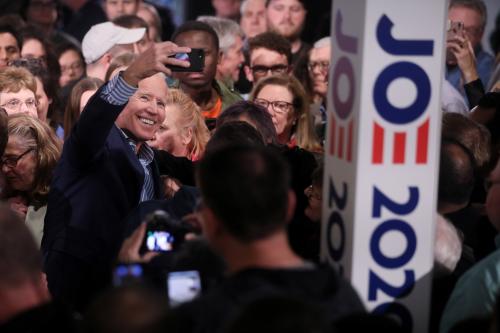 U.S. Democratic presidential candidate former Vice President Joe Biden takes a selfie with people in the crowd after a campaign stop in Des Moines, Iowa, U.S. May 1, 2019.  REUTERS/Jonathan Ernst - RC159D71F970