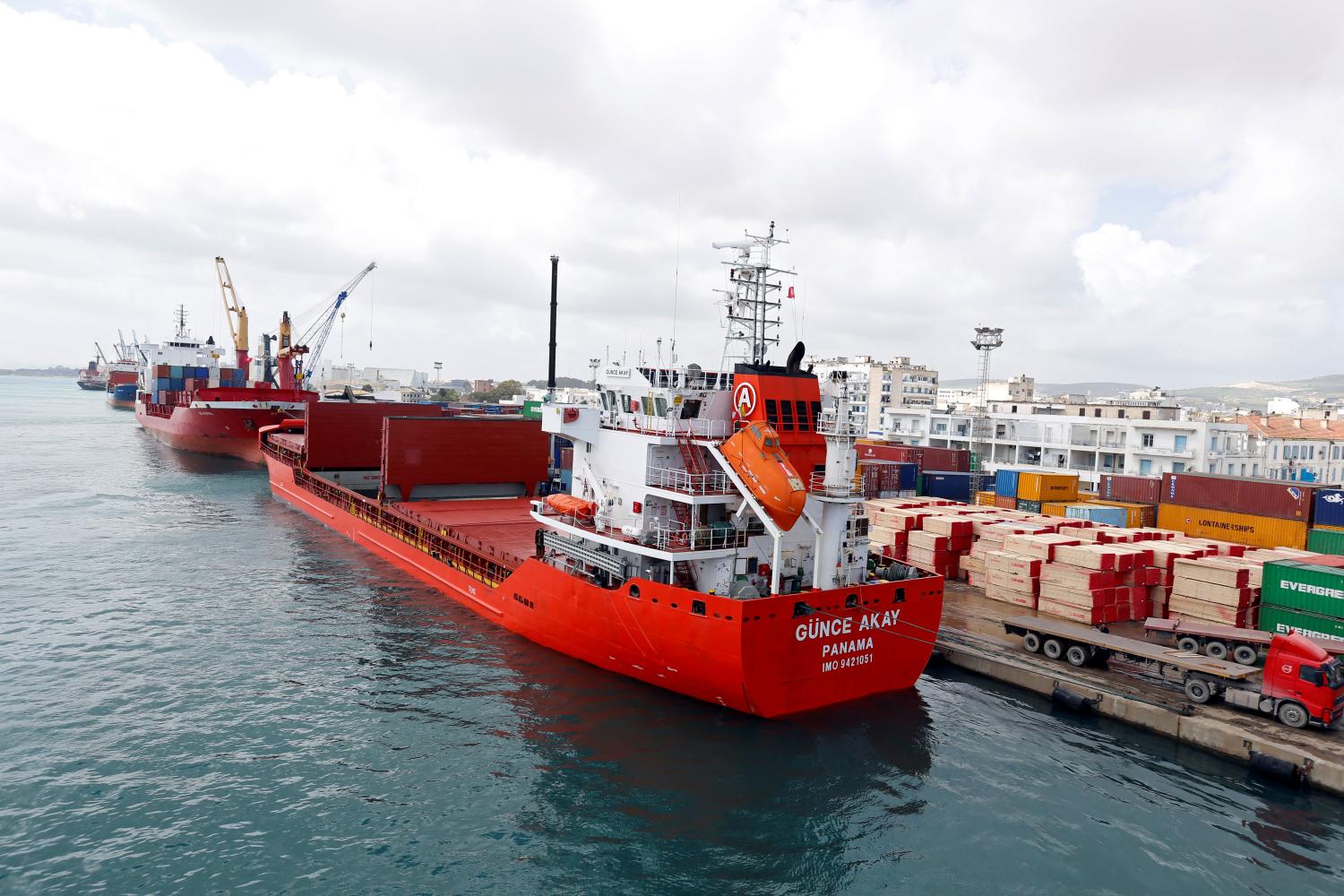 Containers are seen at a port terminal in Bizerte, Tunisia, March 27, 2018. Picture taken March 27, 2018. REUTERS/Zoubeir Souissi - RC1740C51860