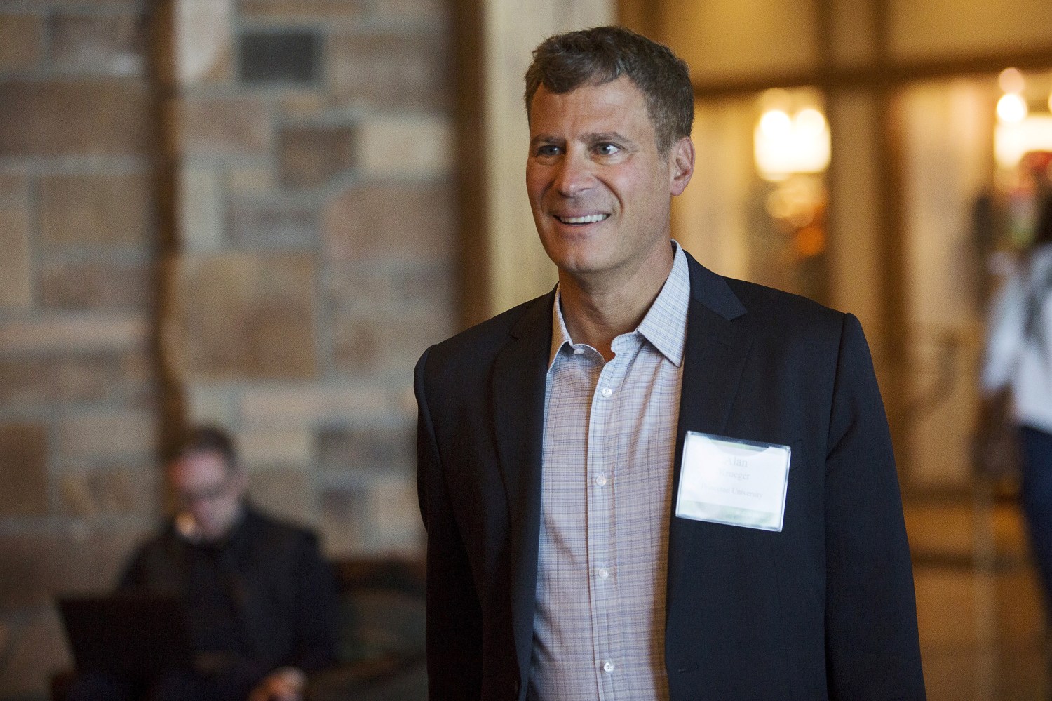 Princeton University Professor of Economics and Public Affairs Alan Krueger during the Federal Reserve Bank of Kansas City's annual Jackson Hole Economic Policy Symposium in Jackson Hole, Wyoming August 28, 2015. REUTERS/Jonathan Crosby - GF10000185435