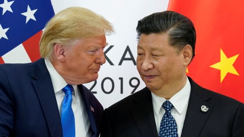 U.S. President Donald Trump meets with China's President Xi Jinping at the start of their bilateral meeting at the G20 leaders summit in Osaka, Japan, June 29, 2019. REUTERS/Kevin Lamarque - RC1E7DB7CCD0